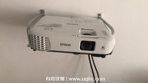 epson愛普生投影儀家用哪款好怎么樣，CB-S05真實觀影效果評測(價格2599元)