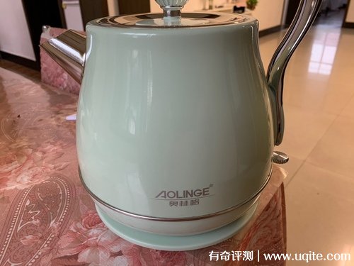 奧林格電熱水壺質量怎么樣和奧克斯哪個好是品牌嗎，親自使用后評價